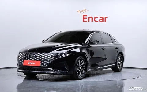 Hyundai Grandeur IG Hybrid 2022 buy in Moscow