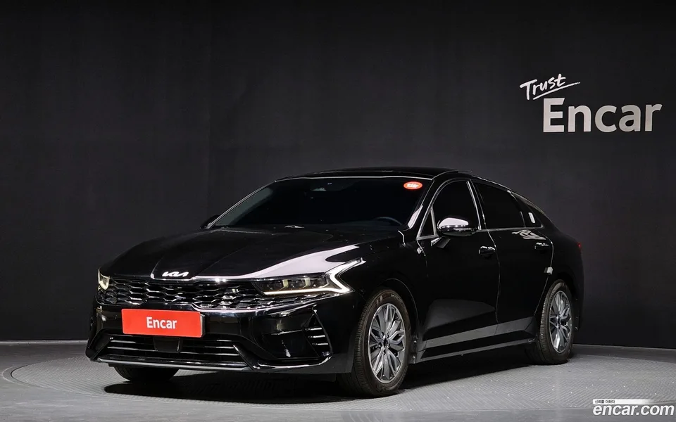 Kia K5 Hybrid 2023 — фото 1, купить с доставкой в Москву