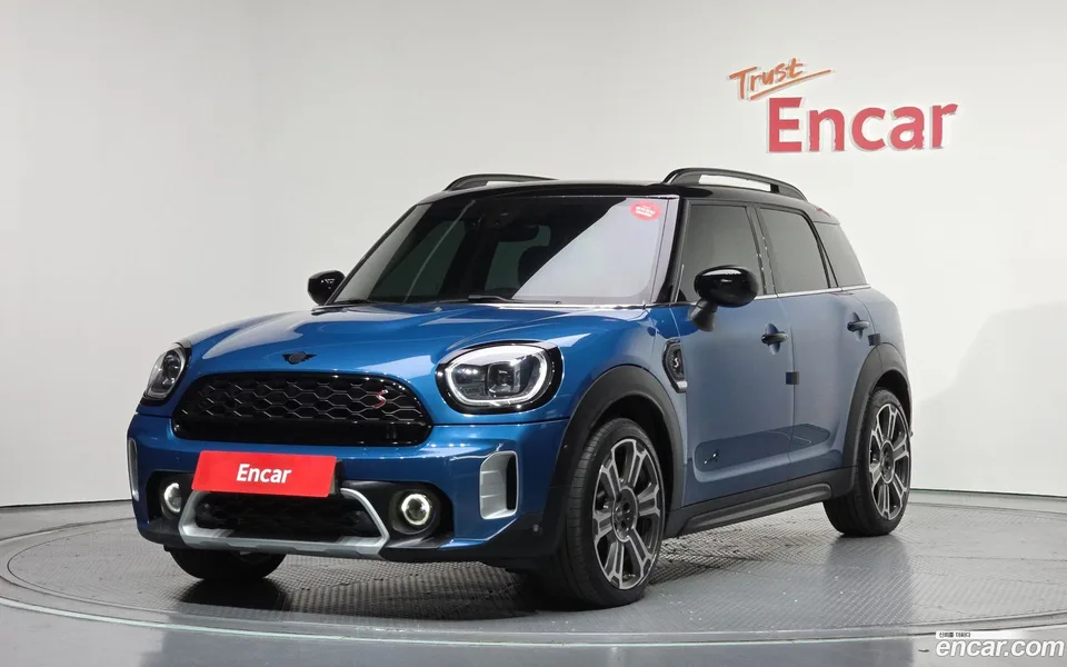 MINI Cooper S Countryman ALL4 2022 — фото 1, купить с доставкой в Москву
