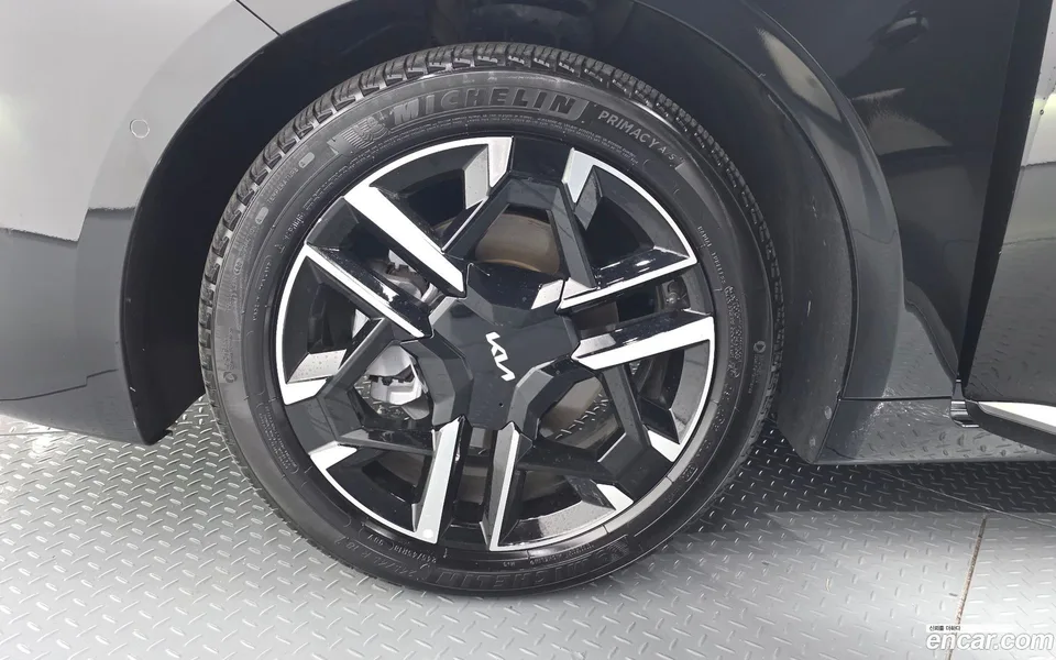 Kia K8 Hybrid 2025 — миниатюра 2