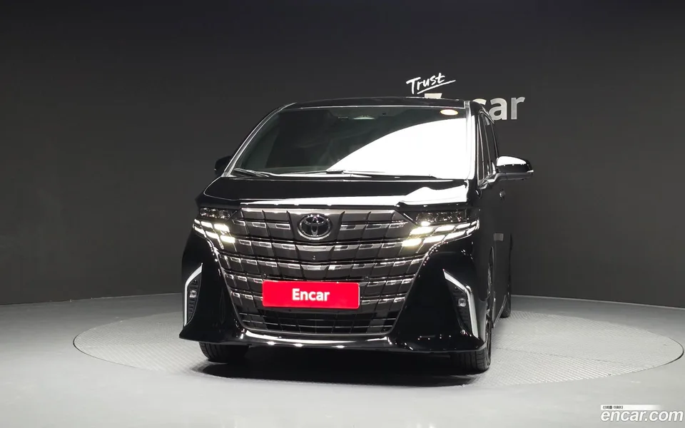 Toyota Alphard 2.5 HEV AWD 2024 — миниатюра 3