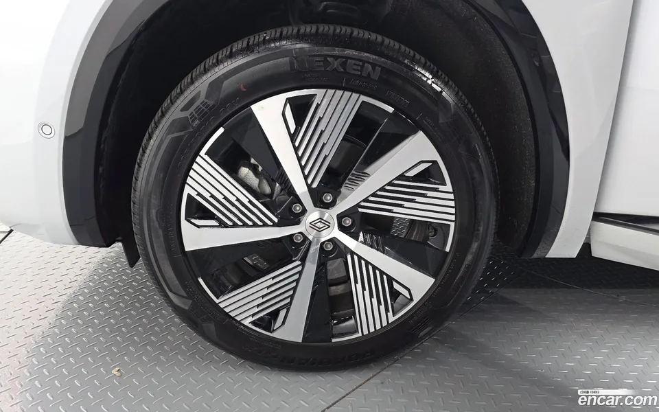 Renault Samsung Grand Koleos 1.5 E-TECH 2WD 2025 — миниатюра 2
