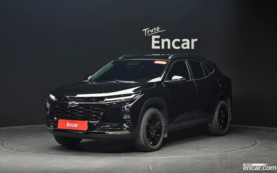 Chevrolet Trax Crossover 1.2 ACTIV 2023 — фото 1, купить с доставкой в Москву