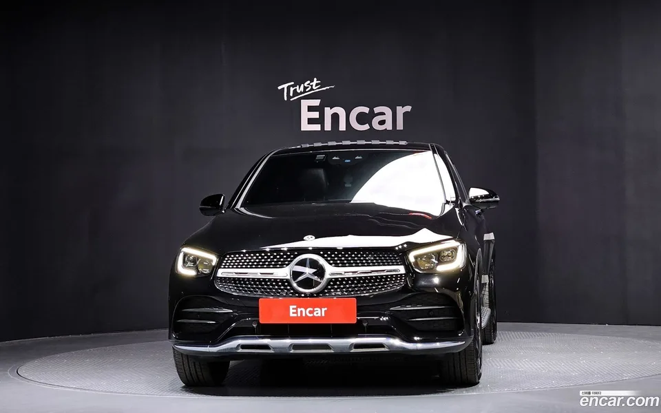 Mercedes-Benz GLC-Class GLC300 4MATIC 2023 — миниатюра 3