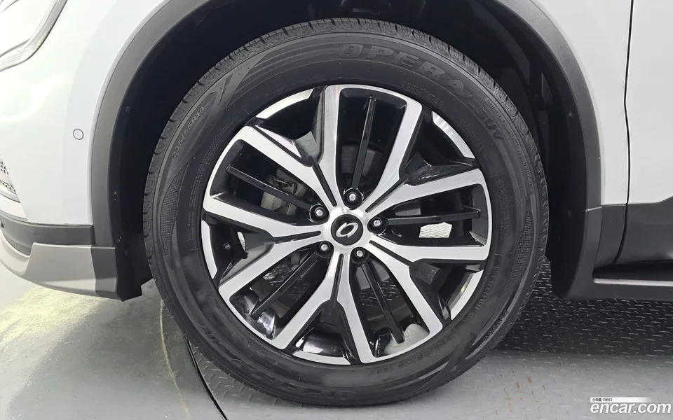 Renault Samsung QM6 2.0 GDe RE 2WD 2022 — миниатюра 2