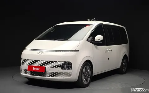 Hyundai Staria 2024 buy in Moscow