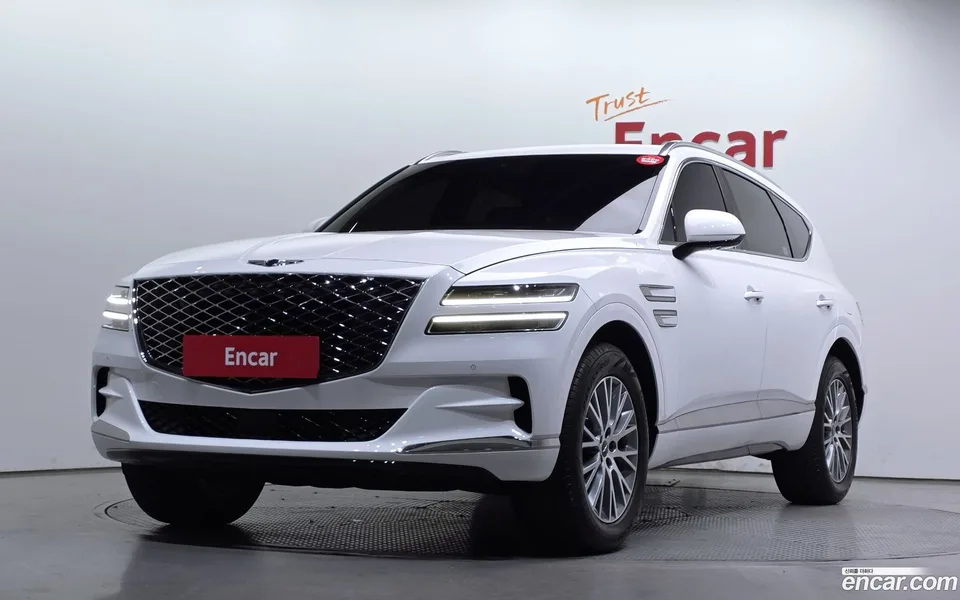 Genesis GV80 2.5T AWD 2022 — фото 1, купить с доставкой в Москву