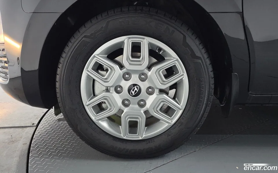 Hyundai Staria HEV 1.6 3 2024 — миниатюра 2