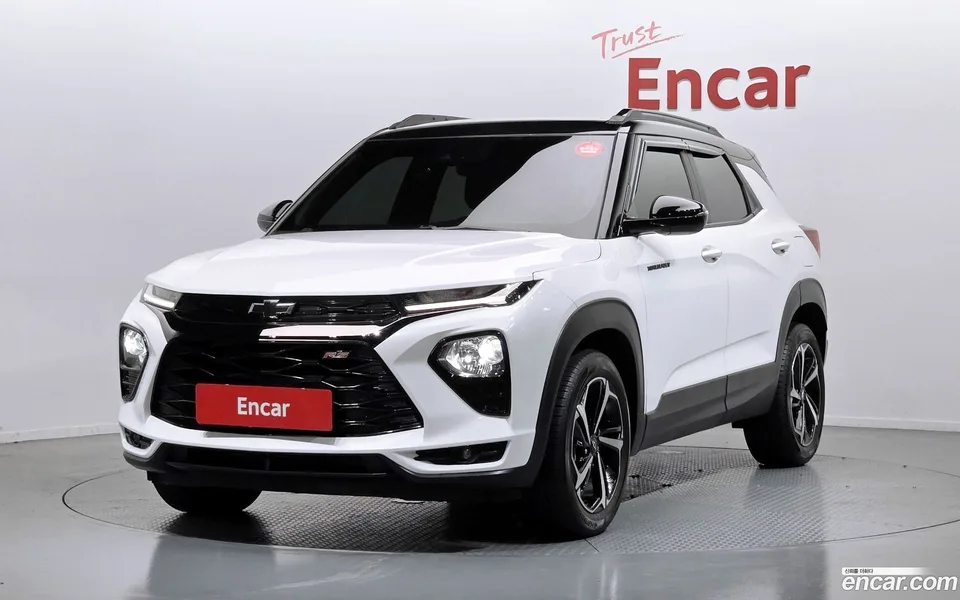 Chevrolet Trailblazer 1.3 2WD 2022 — фото 1, купить с доставкой в Москву