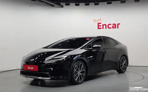 Toyota Prius 2024 buy in Moscow