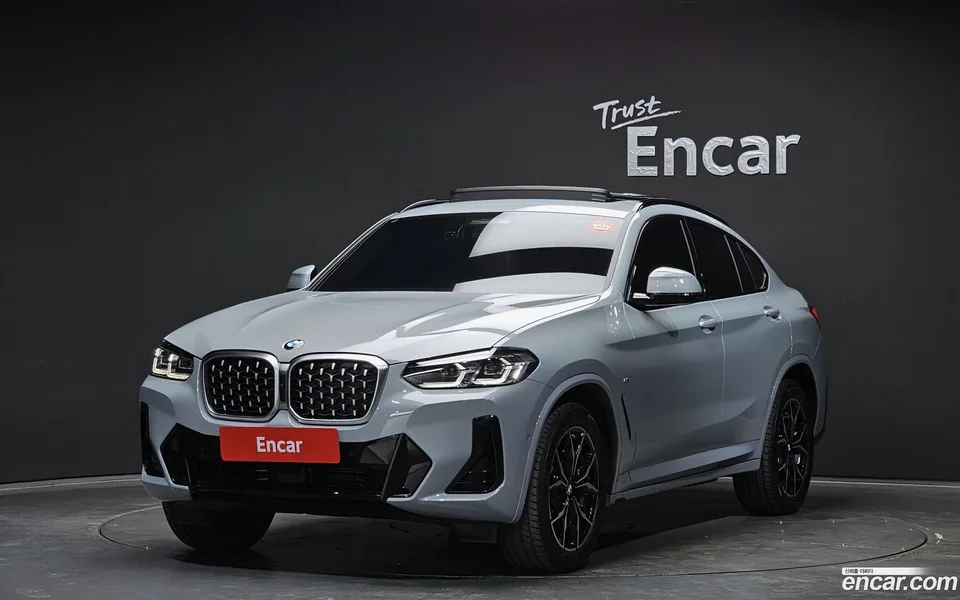 BMW X4 xDrive20i M 2024 — фото 1, купить с доставкой в Москву