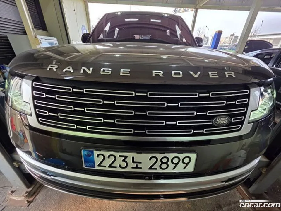 Land Rover Range Rover P530 AB LWB 2023 — фото 1, купить с доставкой в Москву