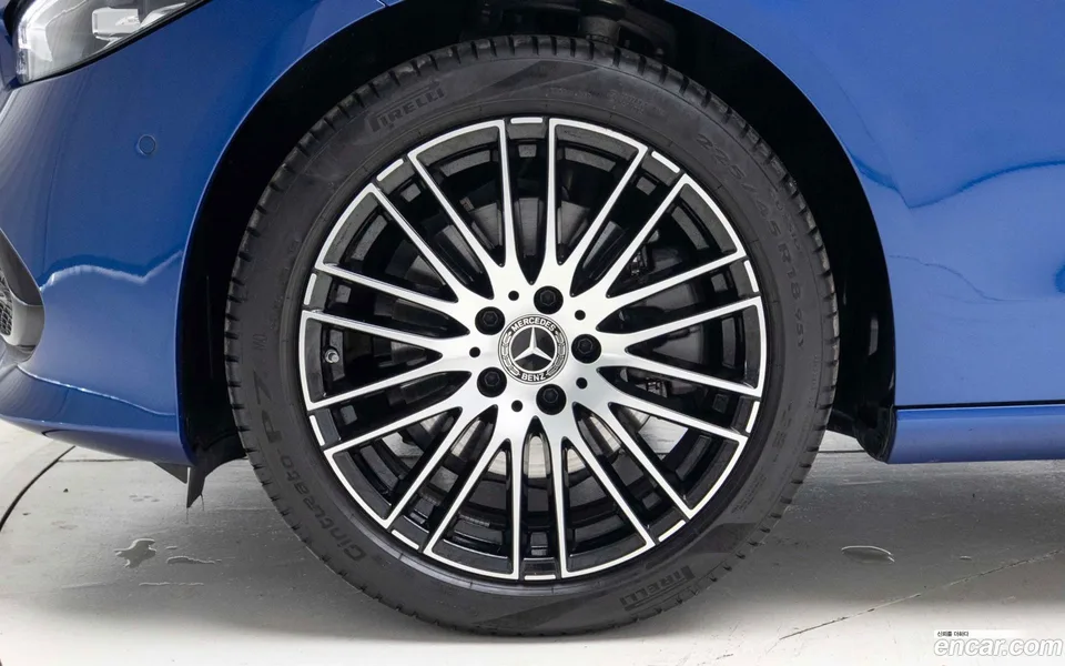 Mercedes-Benz C-Class C200 2024 — миниатюра 2