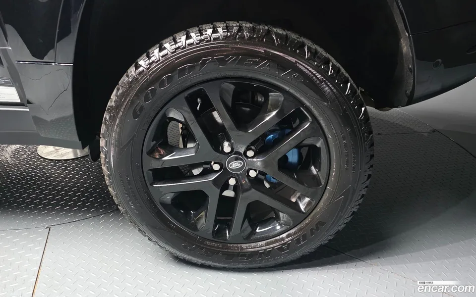 Land Rover Defender 90 D250 XS 2024 — миниатюра 2