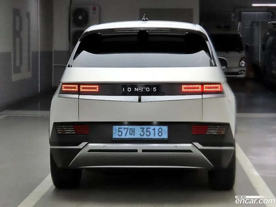 Hyundai Ioniq 5 2024 — миниатюра 3