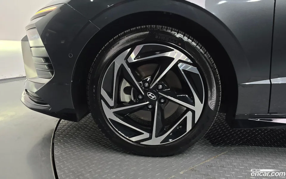 Hyundai Sonata The Edge Hybrid 2025 — миниатюра 2