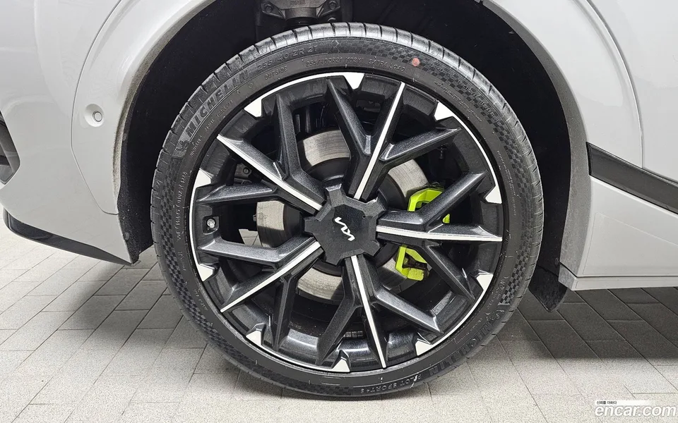 Kia EV6 GT 4WD 2025 — миниатюра 2