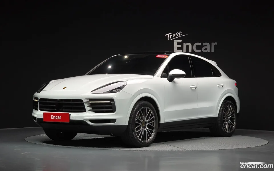 Porsche Cayenne 3.0 2022 — фото 1, купить с доставкой в Москву