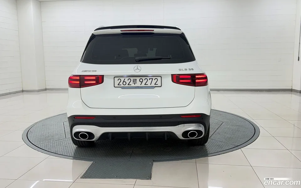 Mercedes-Benz GLB-Class AMG GLB35 4MATIC 2025 — thumbnail 4