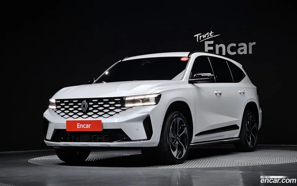 Renault Samsung Grand Koleos 1.5 E-TECH 2WD 2025 — фото 1, купить с доставкой в Москву