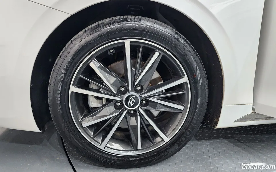 Hyundai Grandeur IG 2.5 2022 — миниатюра 2