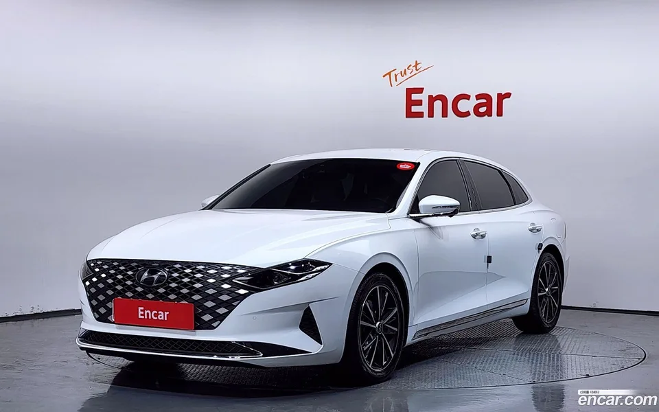 Hyundai Grandeur IG 2.5 2022 — фото 1, купить с доставкой в Москву