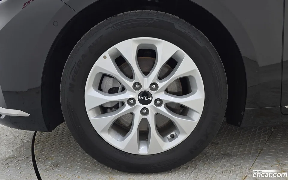 Kia K8 2.5 2WD 2022 — миниатюра 5