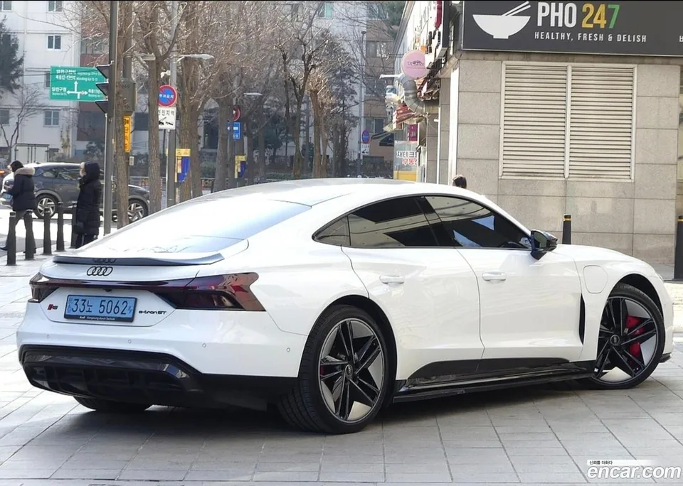 Audi RS e-tron GT GT RS 2022 — миниатюра 3