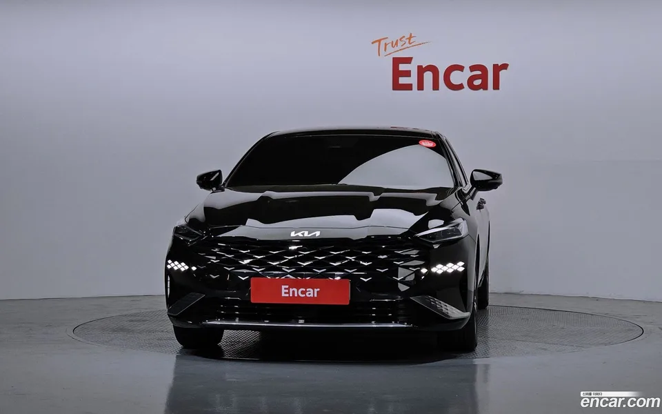 Kia K8 Hybrid 2023 — миниатюра 3