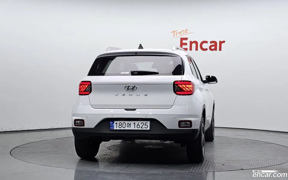 Hyundai Venue 1.6 2023 — миниатюра 4