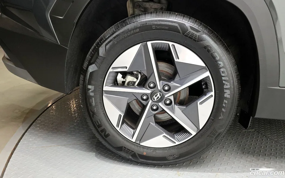 Hyundai Tucson NX4 2.0 2WD 2024 — миниатюра 2