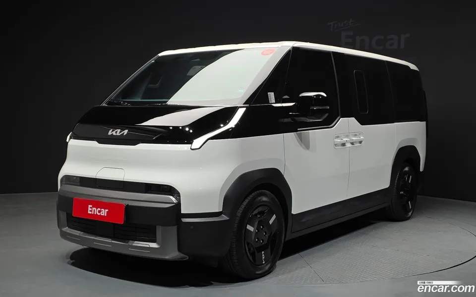 Kia PV5 2025 — фото 1, купить с доставкой в Москву
