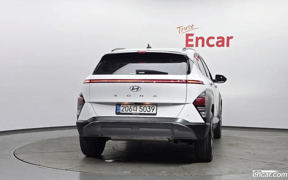 Hyundai Kona 1.6 2WD 2023 — миниатюра 4
