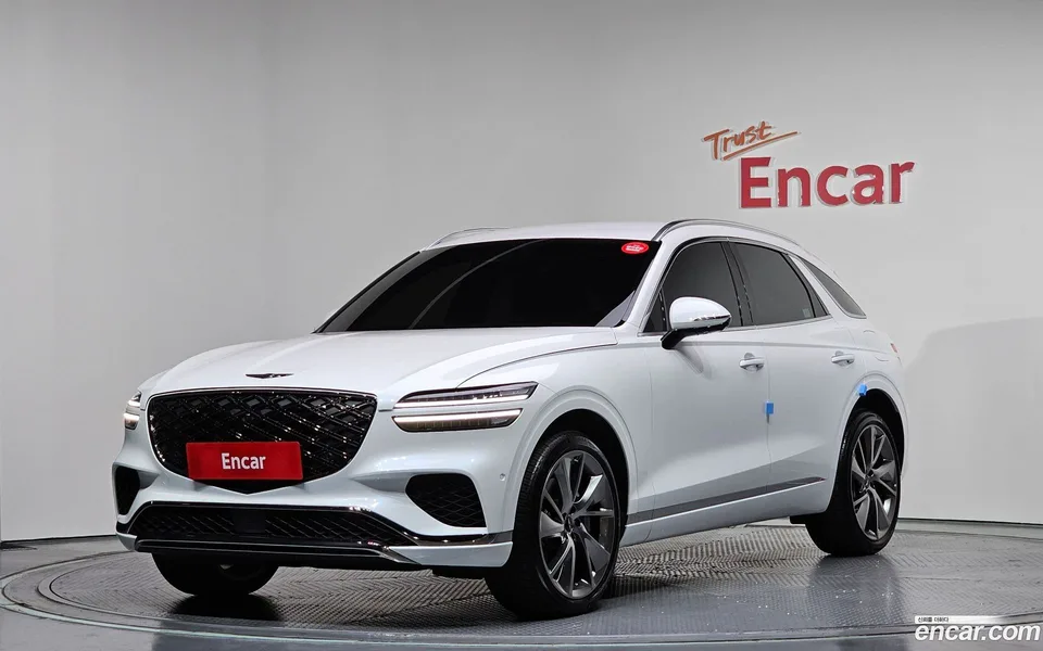 Genesis GV70 2.5T AWD 2025 — фото 1, купить с доставкой в Москву