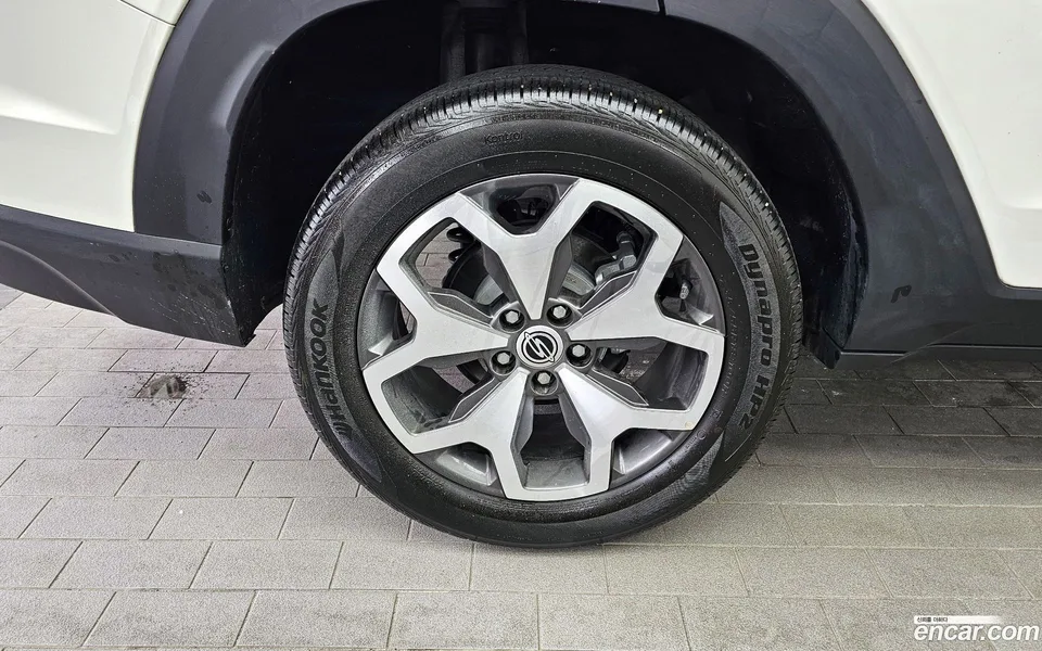 KG Mobility Torres 1.5 2WD 2022 — миниатюра 5