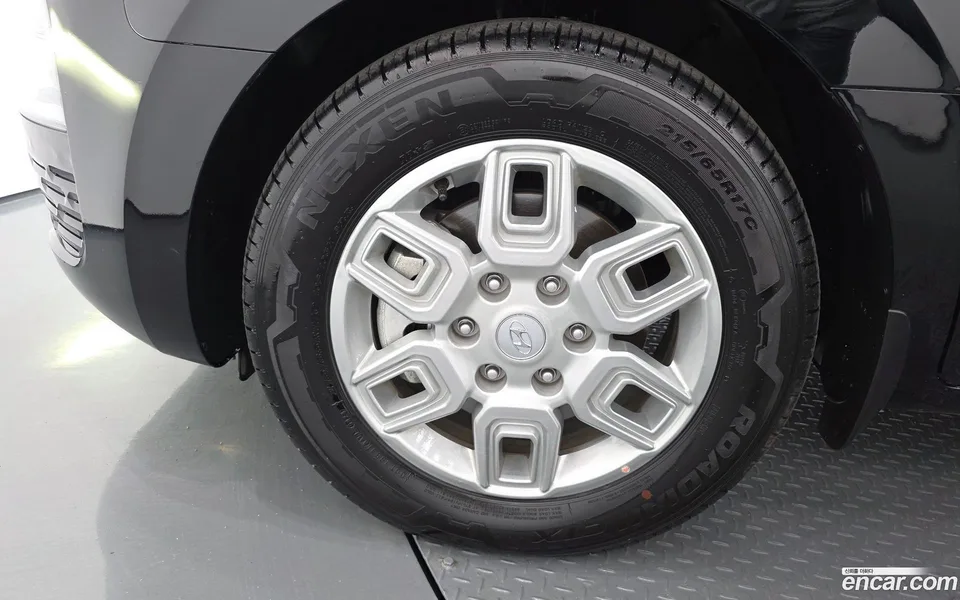 Hyundai Staria 5 2024 — миниатюра 5
