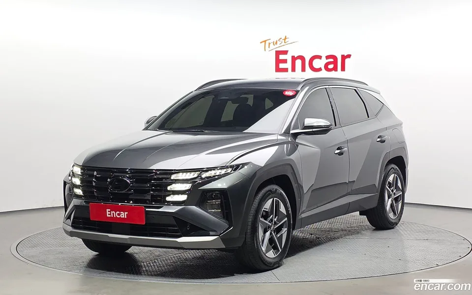 Hyundai Tucson NX4 2.0 2WD 2024 — фото 1, купить с доставкой в Москву