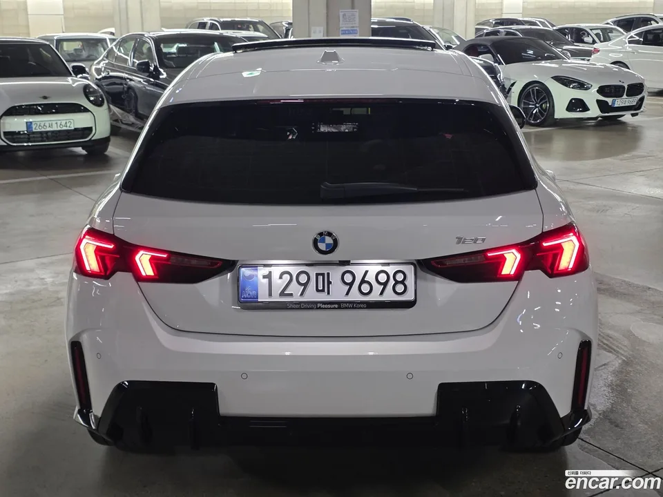 BMW 1 Series 120 M 2025 — миниатюра 4