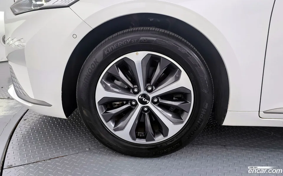 Kia K8 Hybrid 2022 — миниатюра 5