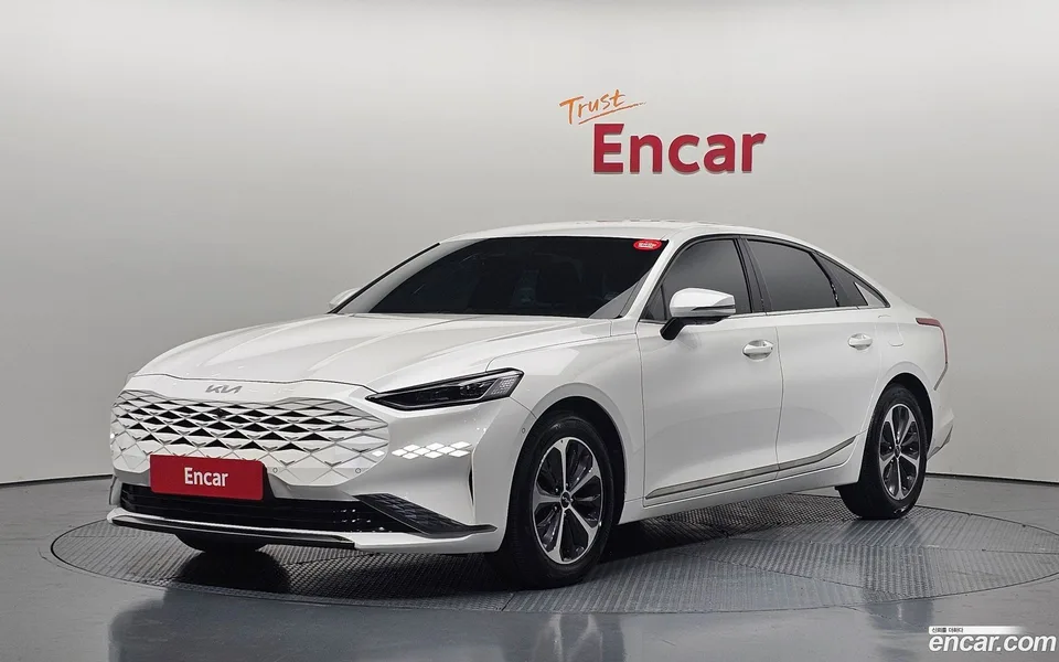 Kia K8 Hybrid 2022 — фото 1, купить с доставкой в Москву