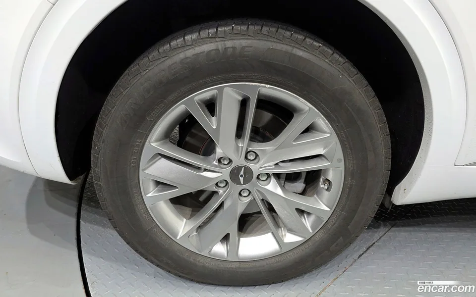 Genesis GV70 2.5T AWD 2023 — миниатюра 2