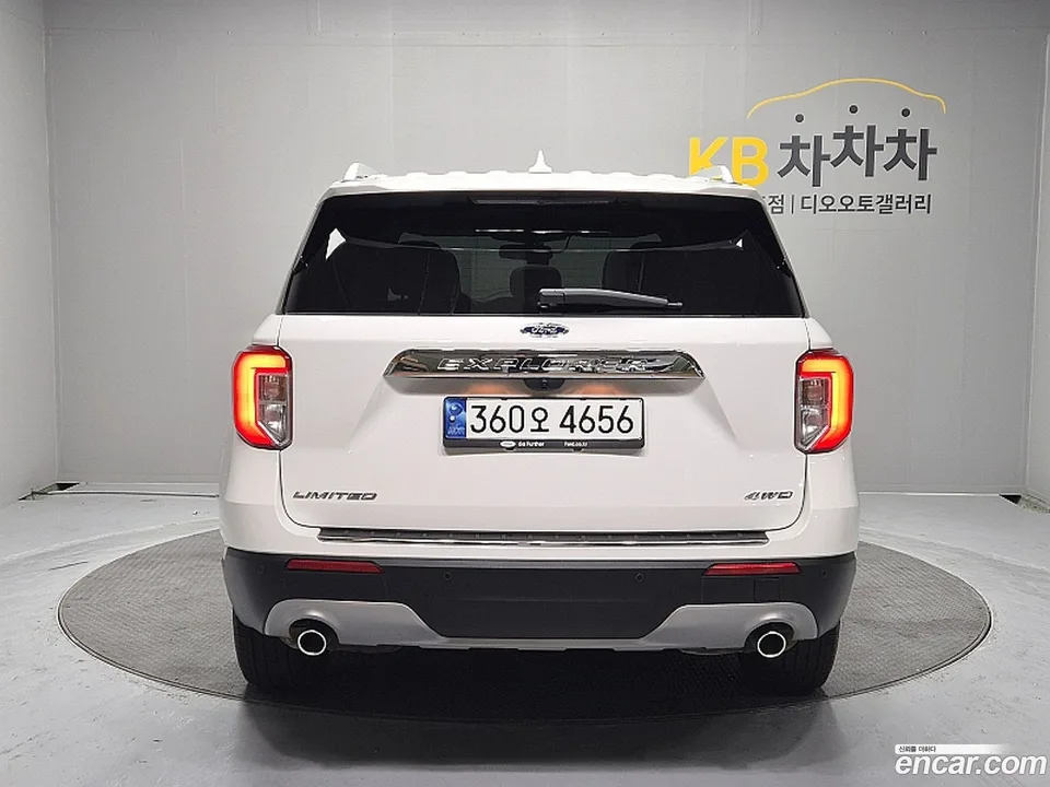 Ford Explorer 2.3 4WD 2022 — миниатюра 5