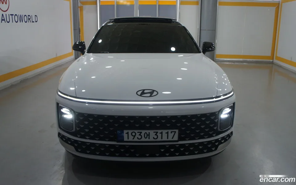 Hyundai Grandeur Hybrid 2023 — фото 1, купить с доставкой в Москву