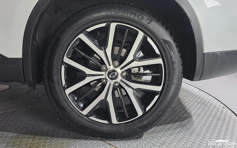 Renault Samsung QM6 2.0 GDe RE 2WD 2022 — миниатюра 2