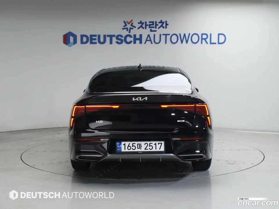 Kia K5 Hybrid 2023 — thumbnail 4