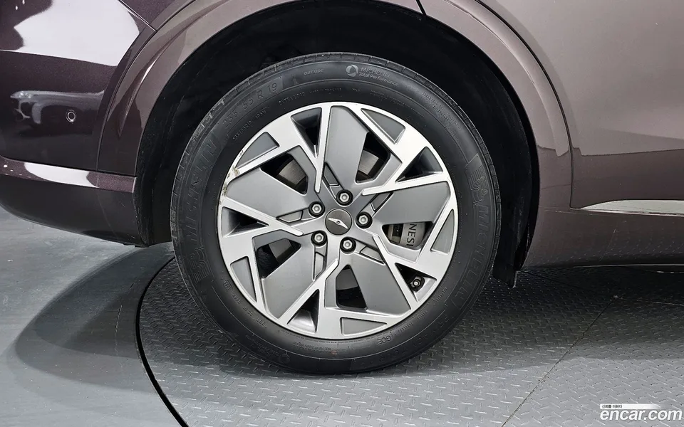 Genesis Electrified GV70 e-AWD 2022 — миниатюра 5