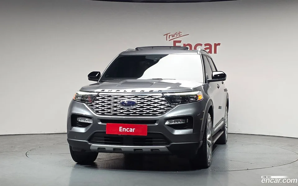 Ford Explorer 3.0 4WD 2022 — миниатюра 3