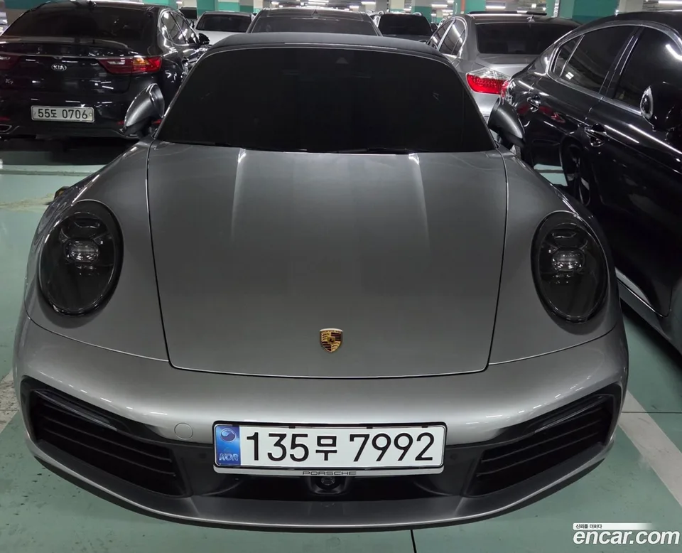 Porsche 911 (992) 4S 2024 — photo 1, buy with delivery to Moscow