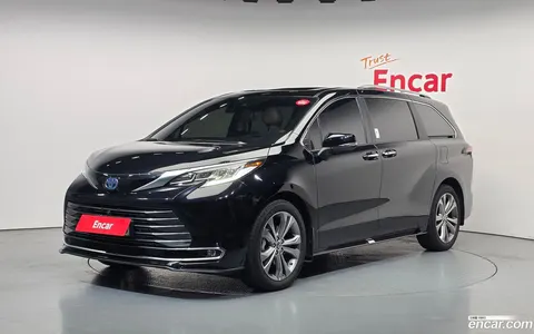 Toyota Sienna 2024 купить в Москве