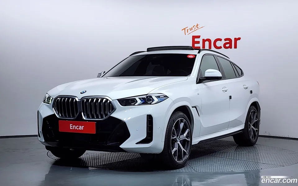 BMW X6 xDrive30d M 2024 — фото 1, купить с доставкой в Москву